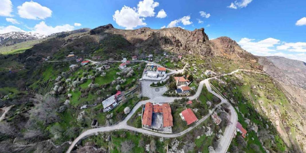 2 zıt beyaz aynı tepede buluştu! Gümüşhane’nin yüz yıllık mirası göz doldurdu 3